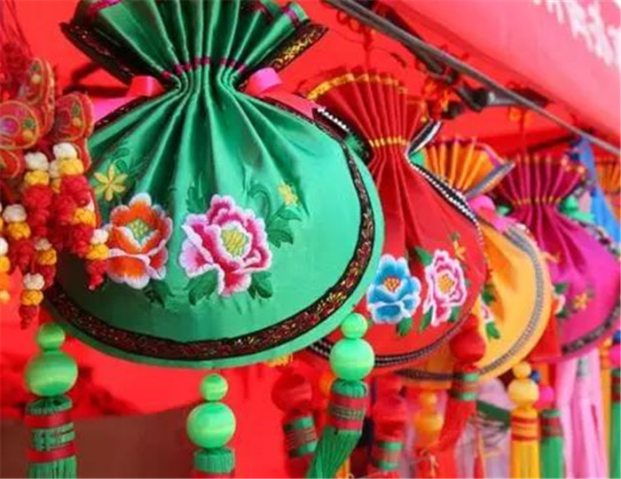 端午佳節(jié)傳統(tǒng)習(xí)俗你還記得多少？我們這代可不能丟了老規(guī)矩
